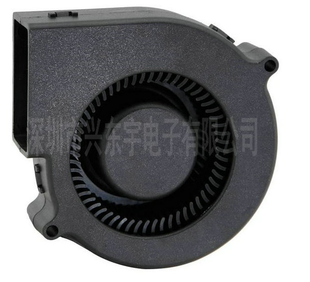 “扇熱法器”LED設備散熱風扇優點！